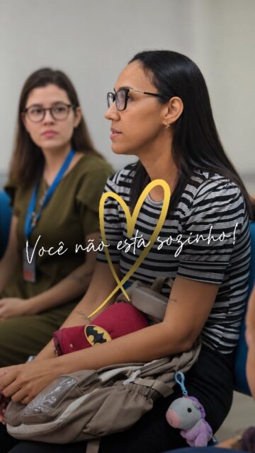 🎗 Por trás de cada sorriso, existe uma história.
Por trás de cada cuidado, existem também medos, cansaços e lutas que nem sempre conseguimos colocar em palavras.

Neste #SetembroAmarelo, junto à equipe de Psicologia do Grupo Raio de Sol, criamos um espaço para ouvir, acolher e compartilhar.

Pacientes e responsaveis puderam falar sobre suas vivências, seus desafios e aquilo que carregam no coração.

Porque falar também é uma forma de cuidar. E, quando somos ouvidos com acolhimento, lembramos que não precisamos enfrentar tudo sozinhos. 💛